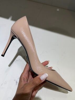 Prada Nude Pointed Staffino Patent Leather Pump 85mm - Size: 38